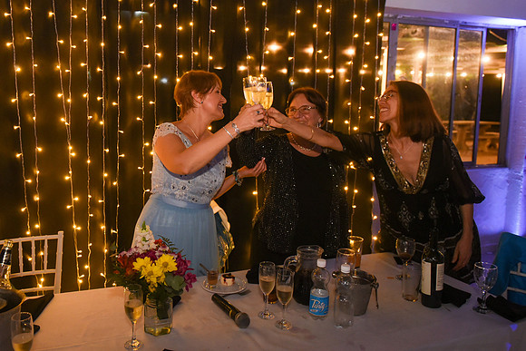 004 - Brindis380