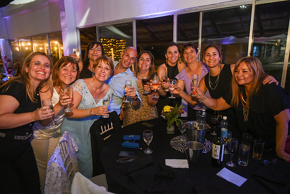 004 - Brindis398